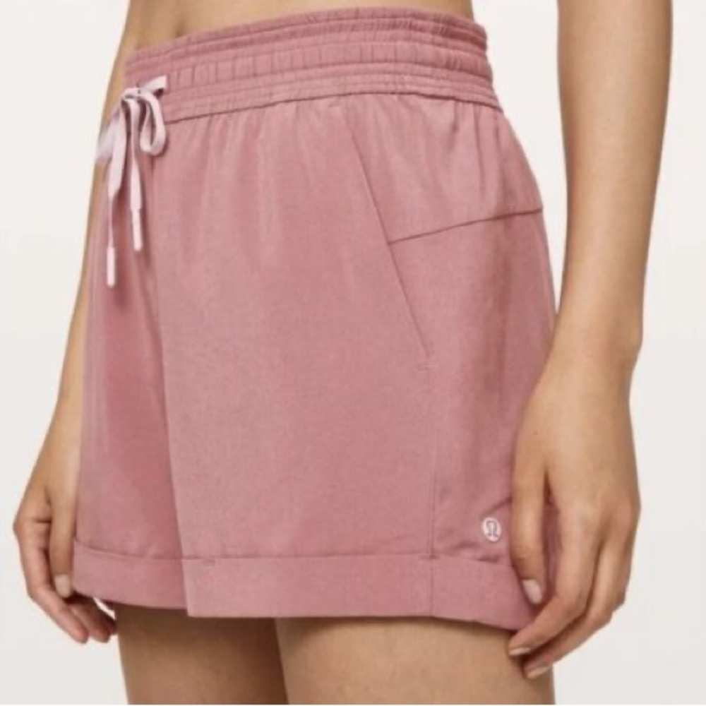 Lululemon Cuffed Oversized Short - image 5
